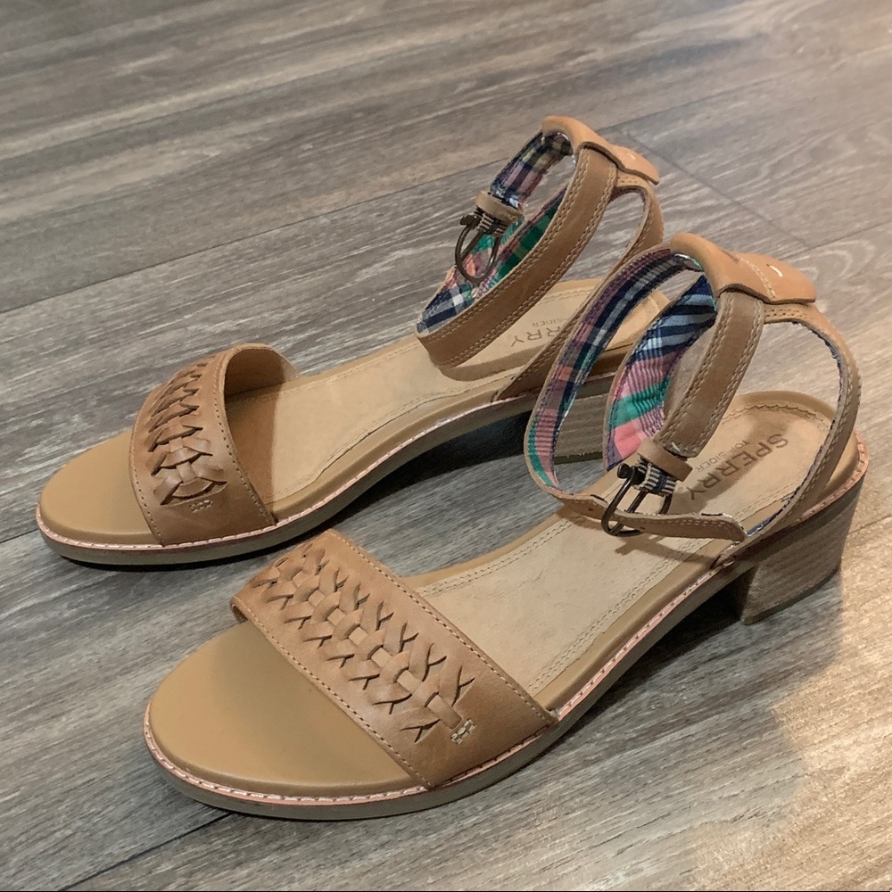 NEW Sperry Women Seaport Sandal, Size 8, Tan